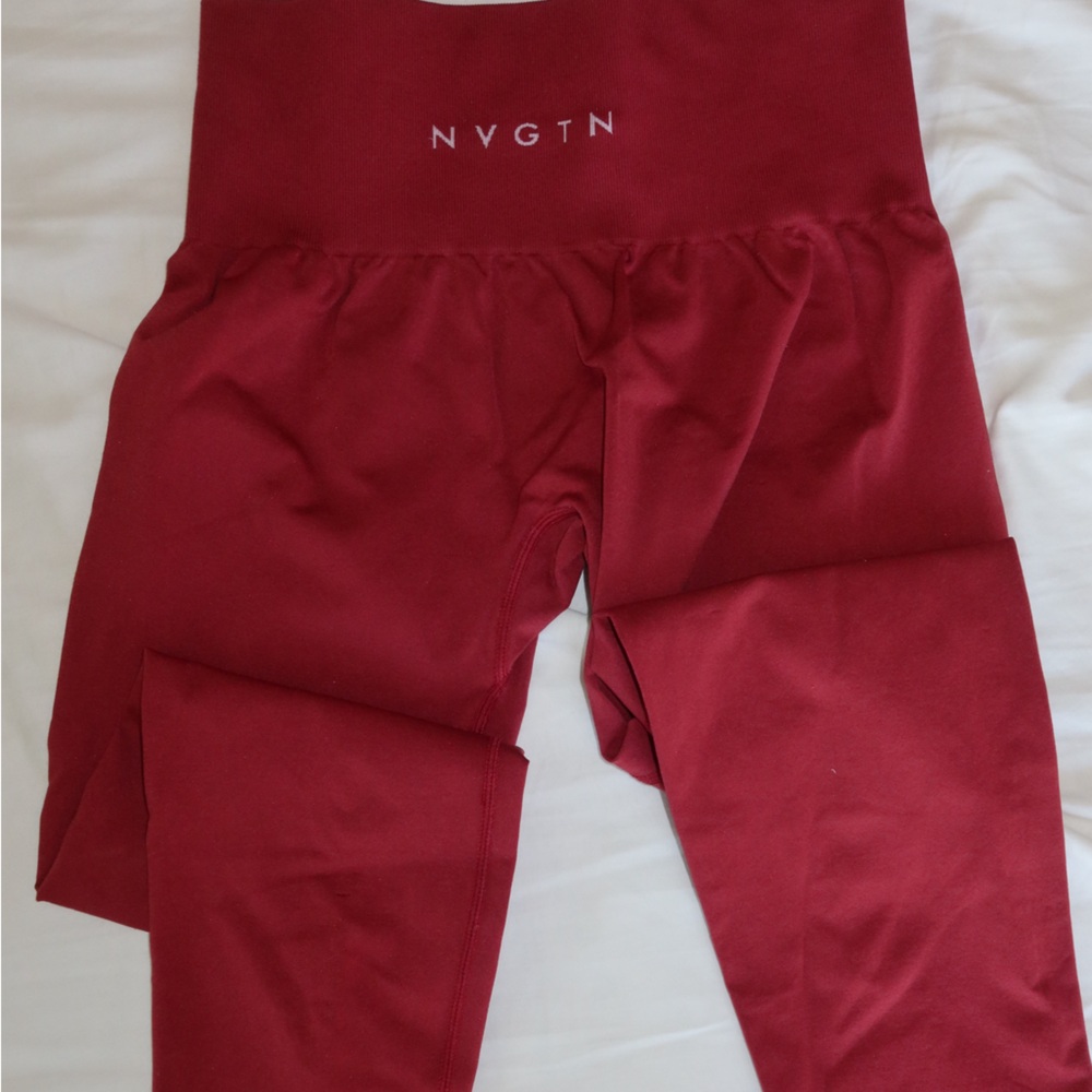 NVGTN SEAMLESS RED LEGGINGS